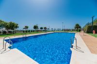 Oasis with terrace and sea view 2BR, garden & pool - B&B Castillo de la Duquesa