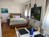 Apolon I Apartment - Ferienwohnung