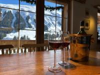 BLUE ALPINE Lodge bis 6 Gäste, Cheminée, 400 m zum Skilift - B&B Sedrun