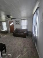 Cozy Retreat With Dine-in Kitchen - B&B Cedar Rapids