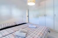 Appartamento con 2 Camere da Letto e Balcone