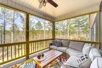 Gated Community with Perks North Carolina Hideaway - B&B Hickory