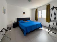 King Studio with Sofa Bed