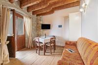 Apartamento con balcón