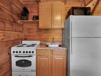 Cozy Cabin Hideaway near Smoky Mountains - B&B Pigeon Forge
