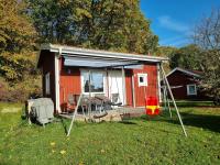 Sauna&Jacuzzi-New guesthouse, private in nature - B&B Vallda