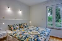 Cikat Bay Modern Apartment - Happy Rentals - Ferienwohnung Mali Lošinj