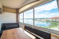 Studio vue sur lac, mer à 700m, wifi - Ferienwohnung