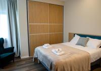 Studio Apartment with Balcony