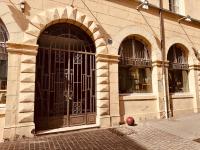 Le Tailleur, centre historique, fibre, climatisation, ESS, rez-de-chaussée, BedinShop - Chambres d’hôtes Romans-sur-Isère