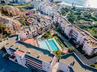 Luz Casas- St James 106, 3 bed, 2 bath, wifi, shared pool, sea view - Chambres d’hôtes Luz