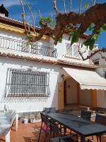 Los Iris Solo Familias Serviplaya - Chambres d’hôtes