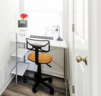 Chic Home 9 min to Uptown Hot Tub & Private Yard - Ferienwohnung Charlotte