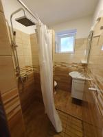 Gém Home Vendégház - Ferienwohnung Bodony