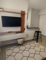 Apto com Wi-fi e garagem - Bed and Breakfast Londrina