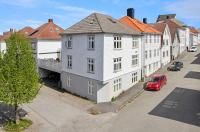 A Place To Stay Stavanger - free parking - Bed and Breakfast Stavanger