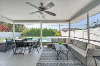 1 Mi to Beach Naples Home with Private Pool! - Bed and Breakfast Naples