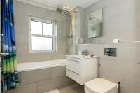 Cosy 3 Bedroom Home Next to Bicester Village! - Chambres d’hôtes Bicester