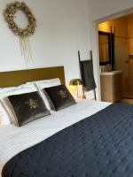 Chambre Double - Vue sur Piscine