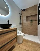 Apartamento temporal cómodo y moderno para estancias personales o profesionales - Ferienwohnung Coslada