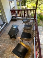 HOUSE OF PEPPER COFFEE Campsite & Cottage - Bed and Breakfast