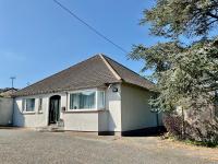 Dominics Lodge - B&B