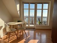 Rooftop Prague view apartment - Ferienwohnung