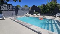 Oceana Suites Briones Luco - B&B