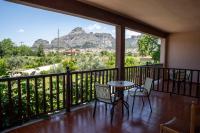 Zweibettzimmer mit Blick auf Meteora