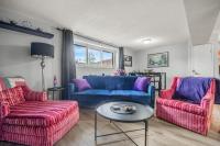 Modern 3 Bedroom Suite Near Downtown & Stampede Grounds - B&B