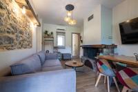 Triple Room with Mountain View