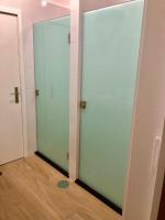 Camera Matrimoniale con Bagno in Comune 