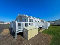 Beautiful 4 Berth Lodge With Decking At Manor Park In Hunstanton Ref 23038C - B&B
