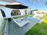 Karang Padma Villas - B&B