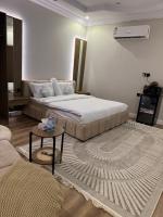Suits guys - Chambres d'hôtes Al-`Ula