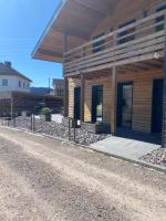 Charmant chalet, spacieux, proche du lac, vue sur la montagne - B&B