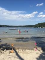 Charming Cape Cod Water View Cottage on Peters Pond - B&B Sandwich