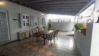 Emilia's Guest House - Chambres d'hôtes Áno Sýros