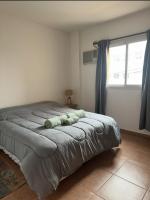 Depto excelente ubicación con cochera - Chambres d'hôtes San Juan