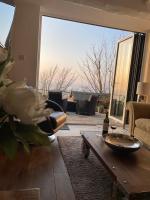 Stunning sea views over Chesil Beach Portland - B&B Fortuneswell
