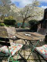 Beautiful renovated stone house for 2, Dog friendly, Quayside location - Ferienwohnung Newport