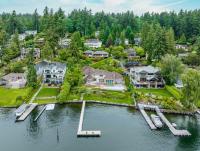 Stunning Waterfront Mansion with Pool and Hottub - Bed and Breakfast Mercer Island