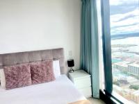 Appartamento con 2 Camere da Letto e Vista Mare