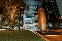 Modern -1 BR Stay in Queen's Wharf Walk to Casino - Chambres d’hôtes Brisbane