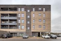 Modern 2BD Apt w/ Balcony & Parking - Near London - B&B Shephall