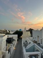 Unique small stonehouse at Thira - Ferienwohnung Megalochóri
