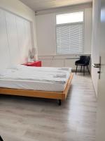 Bright, comfy, industrial looking - B&B Fällanden