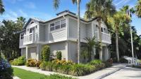 Spacious condo on Siesta Key with private beach access - Bed and Breakfast Siesta Key