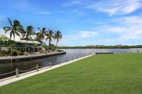 Watch dolphins from your lanai in this bayfront Siesta Key condo - Ferienwohnung Siesta Key