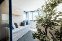 Moonkey - Kennedy III - B&B Benidorm